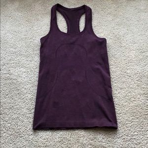 Lululemon swifts tech tank